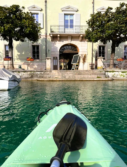 Peschiera del Garda in Canoa: Tour Storico tra le Mura Veneziane 17